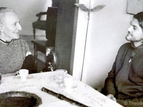 [:en]Theodosii Spassov with Yordan Radichkov[:bg]Теодосий Спасов с Йордан Радичков[:fr]Théodosii SPASSOV