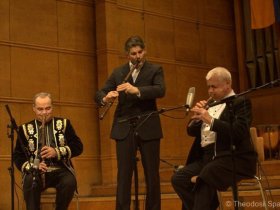 [:en]Theo and Djivan[:bg]Theo i Djivan[:fr]Théo et Djivan - 2009